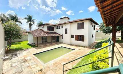 CASA | 5 QUARTOS | 4 VAGAS - BAIRRO SÃO LUIZ – R$ 2.600.000,00