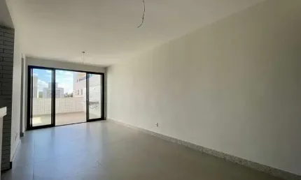 ÁREA PRIVATIVA | 3 QUARTOS | 2 VAGAS | BAIRRO LIBERDADE - R$ 940.000,00
