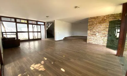 Casa para aluguel, 5 quartos, 2 suítes, 6 vagas, Bandeirantes - Belo Horizonte/MG