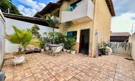 Casa geminada à venda, 2 quartos, 2 vagas, Santa Amélia - Belo Horizonte/MG