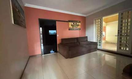 Casa para aluguel, 4 quartos, 1 suíte, 5 vagas, Castelo - Belo Horizonte/MG