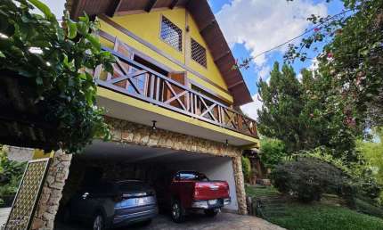 CASA | 4 QUARTOS | 2 SUÍTES | 6 VAGAS – BAIRRO GARÇAS - R$ 2.150.000,00