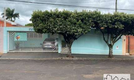 Casa com 3 dormitórios à venda, 147 m² por R$ 750.000 - Vila Nossa Senhora do Carmo - Araraquara/SP