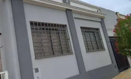 Casa com 4 dormitórios à venda, 189 m² por R$ 510.000 - Centro - Araraquara/SP
