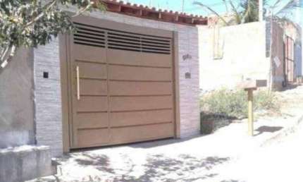 Casa com 2 dormitórios à venda, 146 m² por R$ 95.000,00 - Jardim dos Oitis - Araraquara/SP