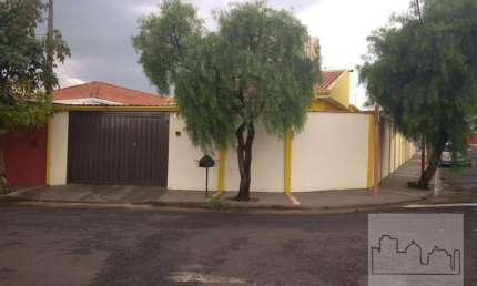 Casa com 3 quartos à venda na Rua Imaculada Conceição, São Geraldo, Araraquara