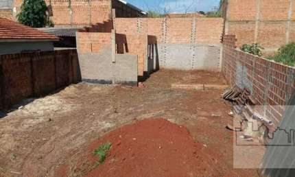Terreno à venda na Rua Julio Teixeira Borges, Parque Gramado (Vila Xavier), Araraquara