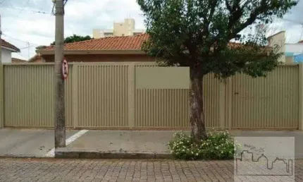 Casa com 4 quartos à venda na Avenida São Geraldo, Centro, Araraquara