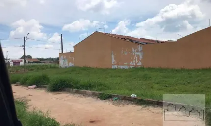 Terreno à venda na Avenida Orlando Jayme Donato, Jardim Santa Adélia, Araraquara
