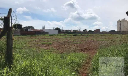 Área a venda no Jd. Residencial Itália/ Yolanda Ópice.