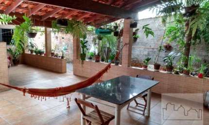 Casa com 3 quartos à venda na Rua Tori Kitamura, Parque Cecap, Araraquara