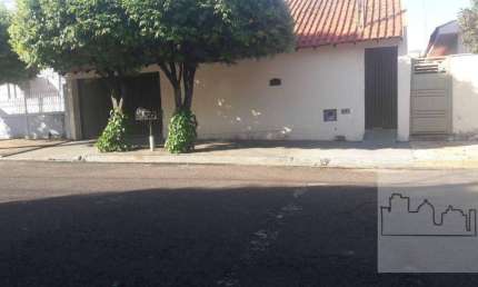 Casa com 3 quartos à venda na Avenida Luiz Calegari, Jardim São José, Matão