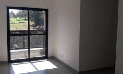 Apartamento com 3 quartos para alugar na Rua Professora Adélia Izique, Centro, Araraquara