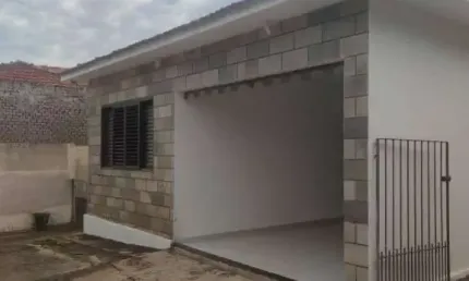 Casa com 2 quartos à venda na Rua Diógenes Muniz Barreto, Vila Yamada, Araraquara