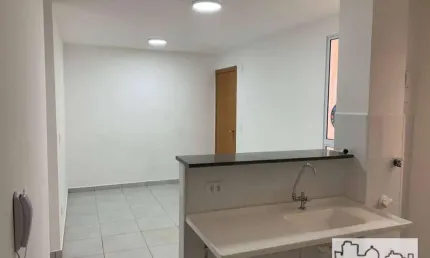 Apartamento a venda no condomínio Altos do Jaraguá.