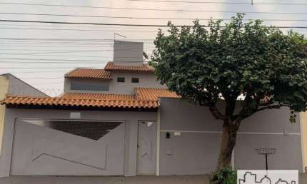 Casa com 3 quartos à venda na Avenida Poeta Carlos Drumond de Andrade, Vila Suconasa, Araraquara