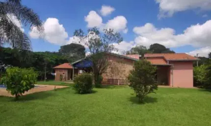 Chácara a venda no 7º distrito Industrial de Araraquara.