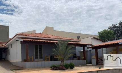 Casa com 3 dormitórios à venda, 260 m² por R$ 595.000,00 - Campos Ville - Araraquara/SP