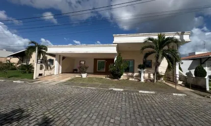 Casa á venda no condomínio Palm Garden, Vila Olímpia.