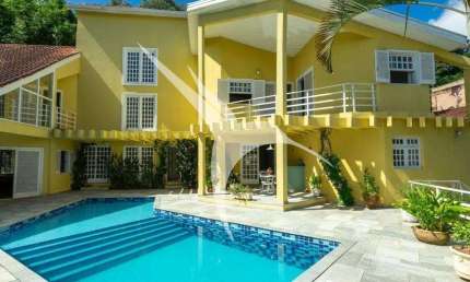 Casa com 4 quartos à venda no Centro, Carapicuíba  por R$ 2.348.900