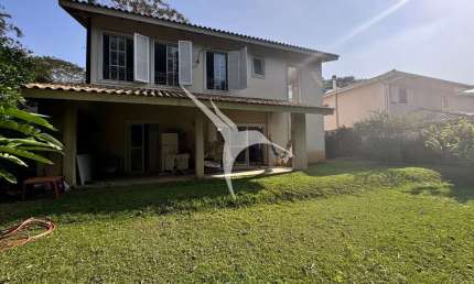 Casa em condomínio fechado com 3 quartos à venda na Rua General Fernando Vasconcellos Cavalcanti de Albuquerque, Bosque do Vianna, Cotia por R$ 2.400.000