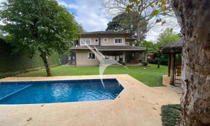 Casa em condomínio fechado com 4 quartos para alugar na Rua Américo Vespúcio, Granja Viana, Cotia por R$ 14.400