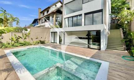 Casa em condomínio fechado com 3 quartos à venda no Granja Viana, Cotia  por R$ 4.329.000
