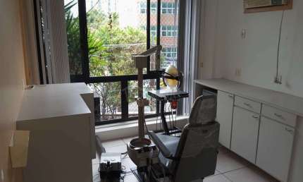 Sala comercial para alugar no Ponta da Praia, Santos 