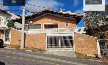 Casa em condomínio fechado com 3 quartos à venda na Rua Nove de Julho, 1000, Centro, Vinhedo, 289 m2 por R$ 1.210.000