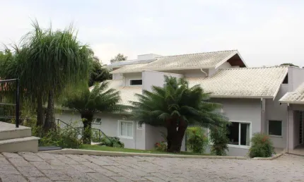 Casa com 4 dormitórios à venda, 700 m² por R$ 4.500.000,00 - Condomínio Estância Marambaia - Vinhedo/SP