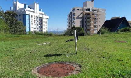 Terreno à venda na Rua Rodrigo Rampinelli Jeremias, Itacorubi, Florianópolis