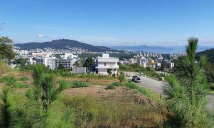 Terreno à venda na Rua Rodrigo Rampinelli Jeremias, Itacorubi, Florianópolis