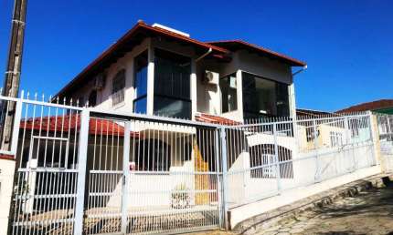 Casa com 3 quartos à venda na Rua João da Cruz Meira, Trindade, Florianópolis