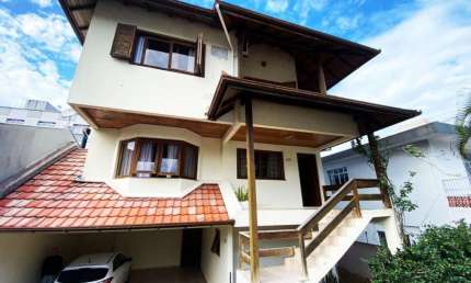 Casa em condomínio fechado com 4 quartos à venda na Rua Luiz Pasteur, Trindade, Florianópolis