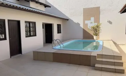 Casa com 3 quartos à venda na Rua Itabira, Itacorubi, Florianópolis