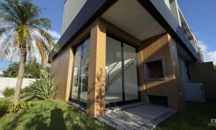 Casa em condomínio fechado com 3 quartos à venda na Rua Grumixama, Campeche, Florianópolis