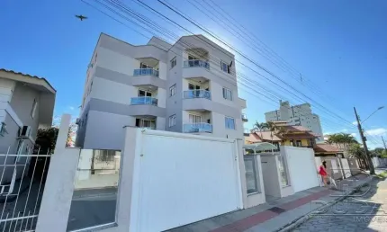 Apartamento com 2 quartos à venda na Rua Carlos Weingartner, Centro, Palhoça