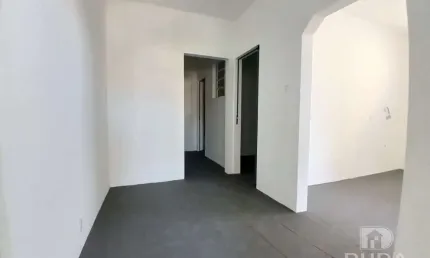 Sala comercial para alugar na Rua Francisco Nappi, Ipiranga, São José