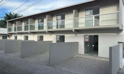 Casa com 2 quartos para alugar no Forquilhas, São José 