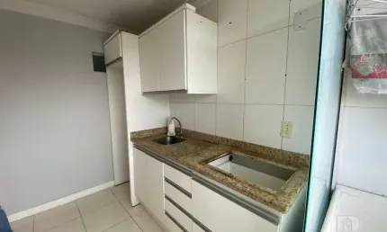 Apartamento com 2 quartos para alugar na Rua João Theodoro da Silva, Roçado, São José