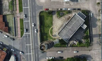 Casa comercial para alugar no Indaiá, Caraguatatuba 