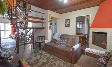 Excelente sobrado no Areal com 4 Dormitórios e piscina
