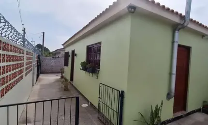 Casa com 2 quartos à venda na Rua Vila de Estarreja, Recanto de Portugal, Pelotas