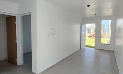 Casa Nova no Laranjal - Modernidade e Conforto por R$ 180 mil!