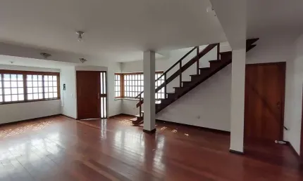 Casa com 5 quartos à venda na Rua Barros Cassal, Areal, Pelotas