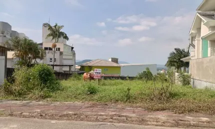 Terreno em condomínio fechado à venda na Rua dos Inambus, Pedra Branca, Palhoça