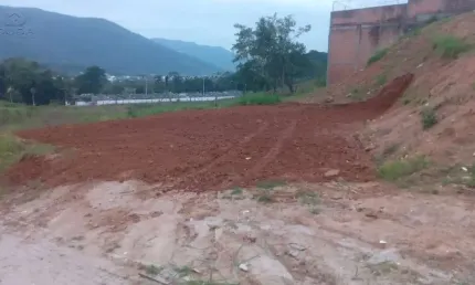 Terreno à venda na Avenida José Francisco Coelho, Forquilhas, São José