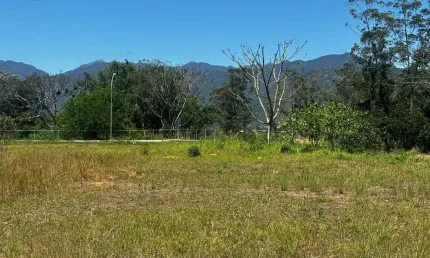 Terreno à venda na Vila Becker, Santo Amaro da Imperatriz 