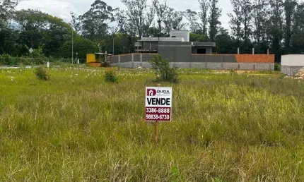 Terreno à venda na Vila Becker, Santo Amaro da Imperatriz 