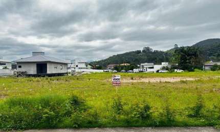 Terreno à venda na Vila Becker, Santo Amaro da Imperatriz 